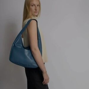 NEW Everyday BB Bag Zipper / Navy Blue